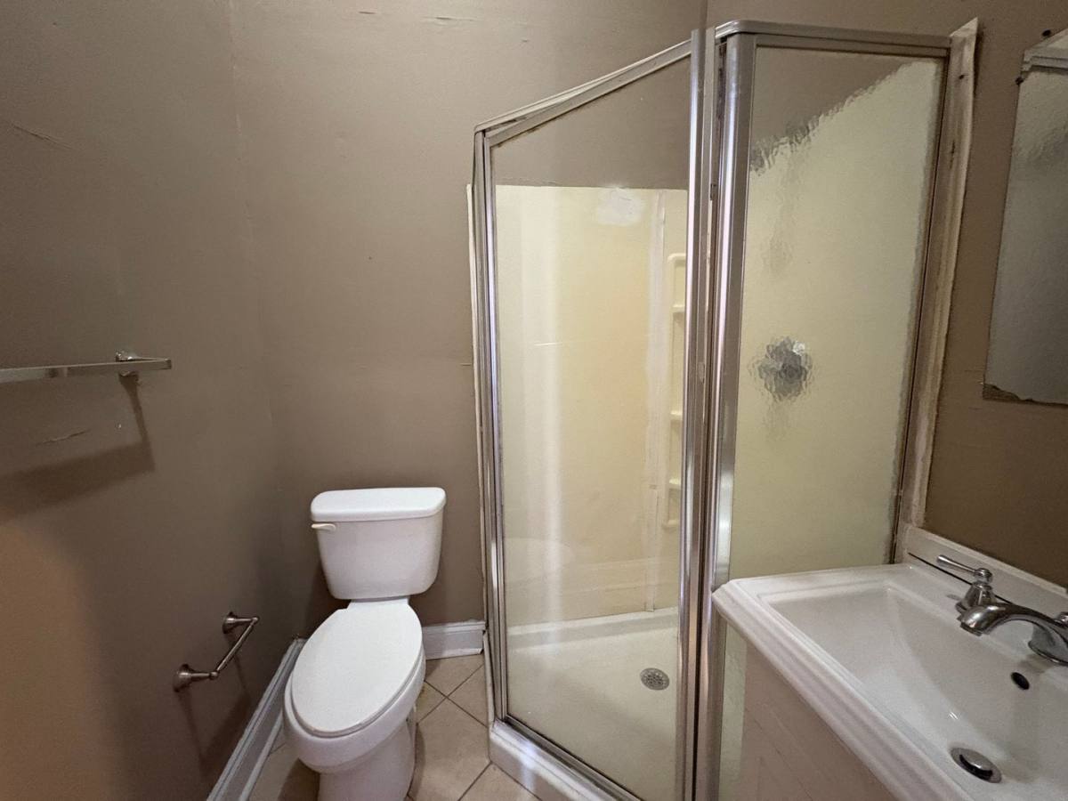 Apartment for rent at 171 Orange St #1, Macon, GA 31201