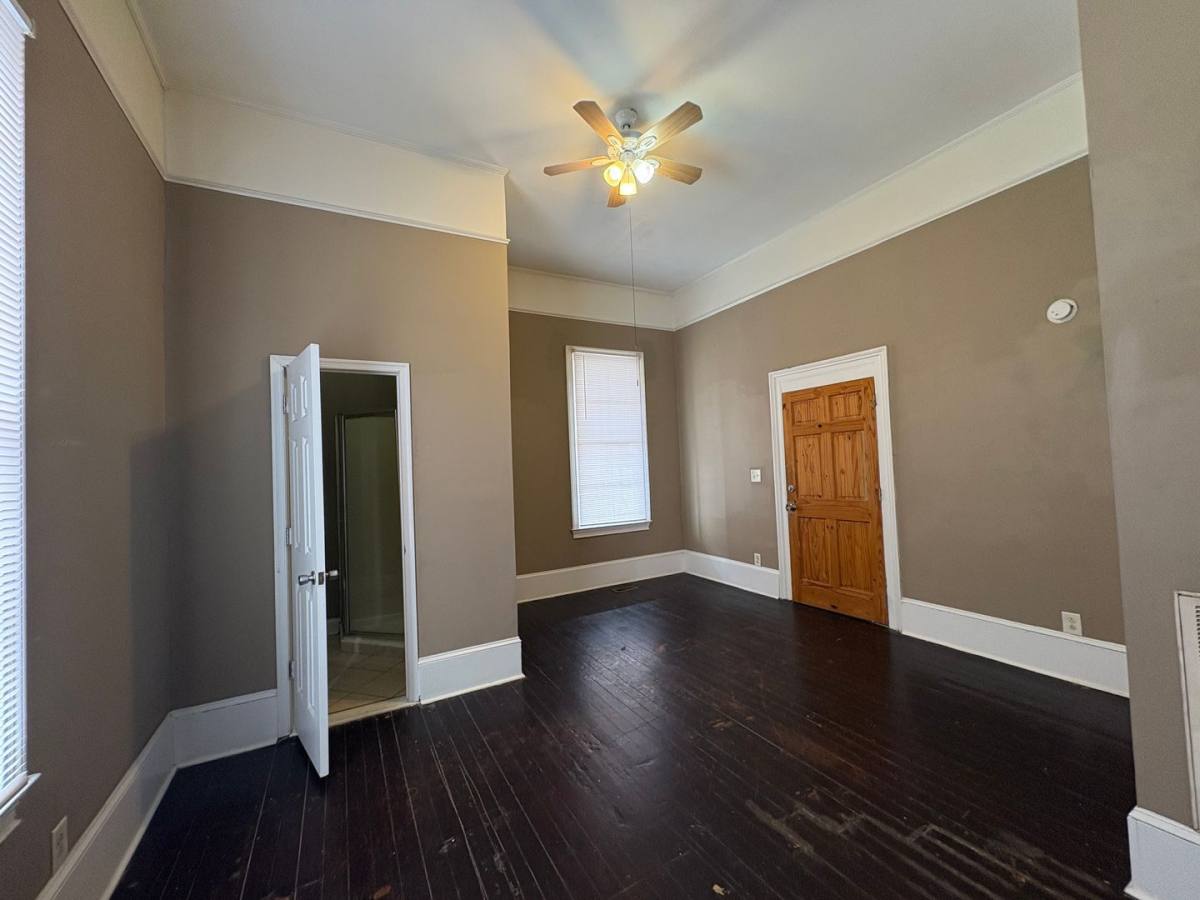 Apartment for rent at 171 Orange St #1, Macon, GA 31201