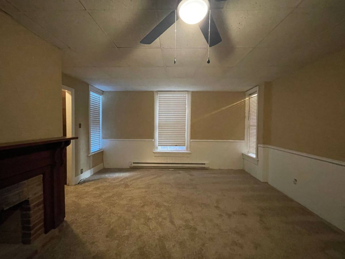 Apartment for rent at 883 Mulberry St #C, Macon, GA 31201