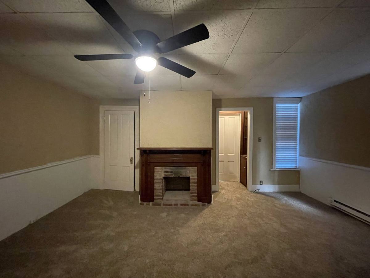 Apartment for rent at 883 Mulberry St #C, Macon, GA 31201