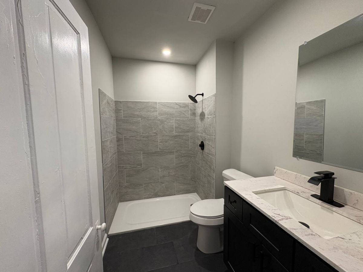 Apartment for rent at 1055 Walnut St #C, Macon, GA 31201
