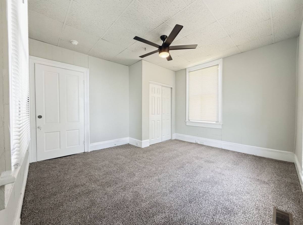 Apartment for rent at 1055 Walnut St #C, Macon, GA 31201