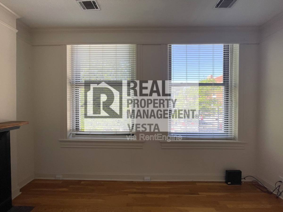 Apartment for rent at 587 Cherry St #3, Macon, GA 31201
