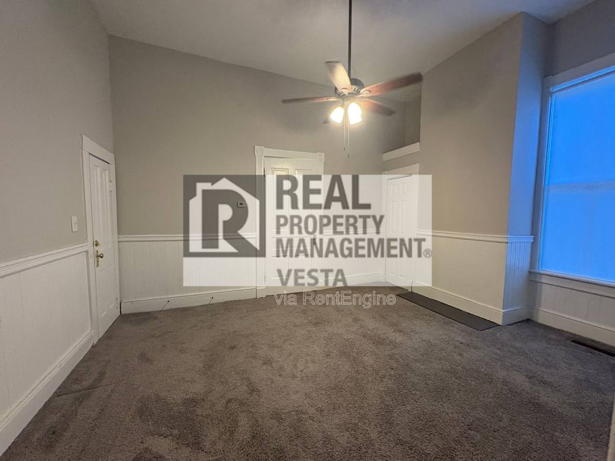 Apartment for rent at 384 Spring St #1, Macon, GA 31201