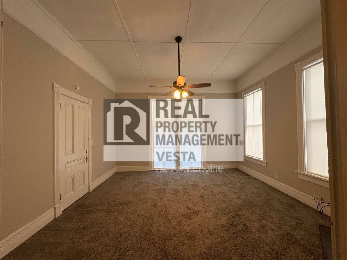 Apartment for rent at 384 Spring St #1, Macon, GA 31201