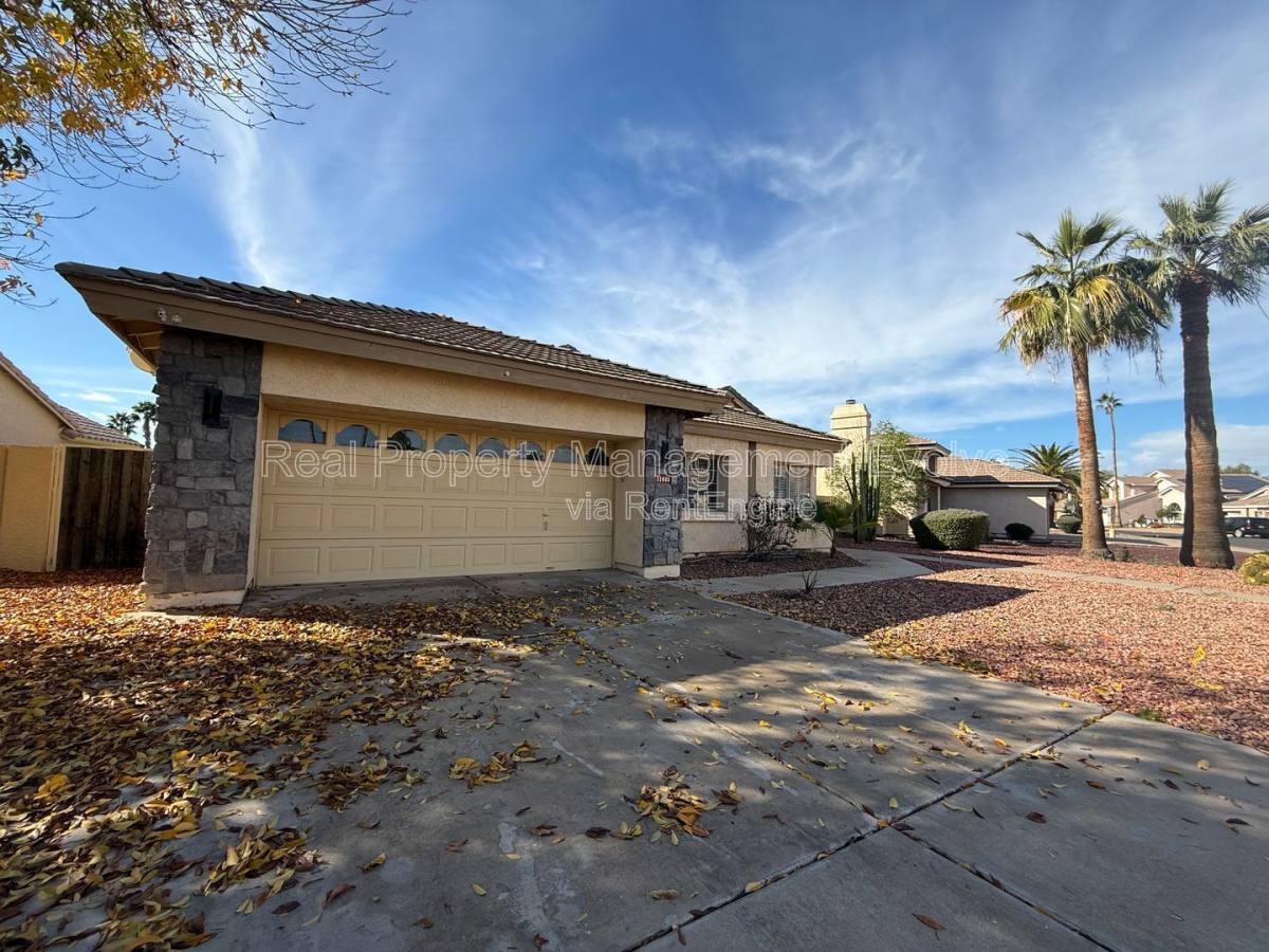House for rent at 11003 W Laurelwood Lane, Avondale, AZ 85392