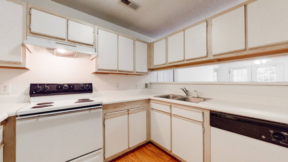Apartment for rent at 334 Brownlea Dr #6G, Greenville, NC 27858