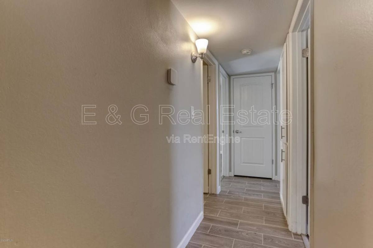 House for rent at 1527 W Huntington Dr, Tempe, AZ 85282