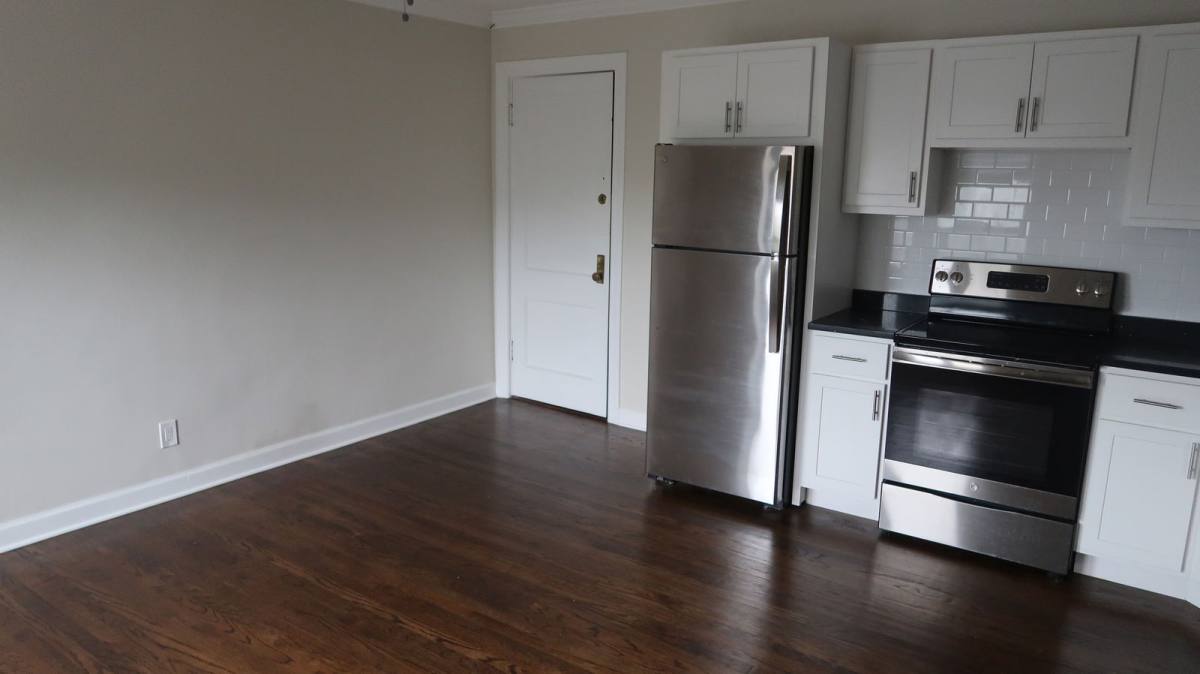 Apartment for rent at 3345 N Marshfield Ave #301, Chicago, IL 60657