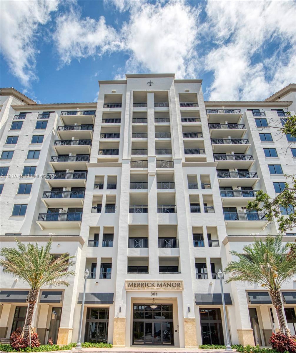 Apartment for rent at 301 Altara Ave, Miami, FL 33146