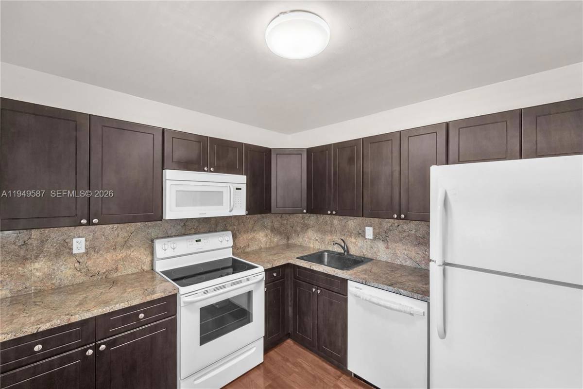 Condo for rent at 7820 Camino Real #J316, Miami, FL 33143