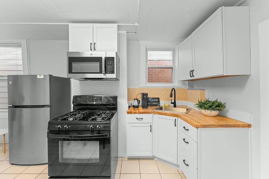 Apartment for rent at 8 Everett St, East Boston, MA 02128