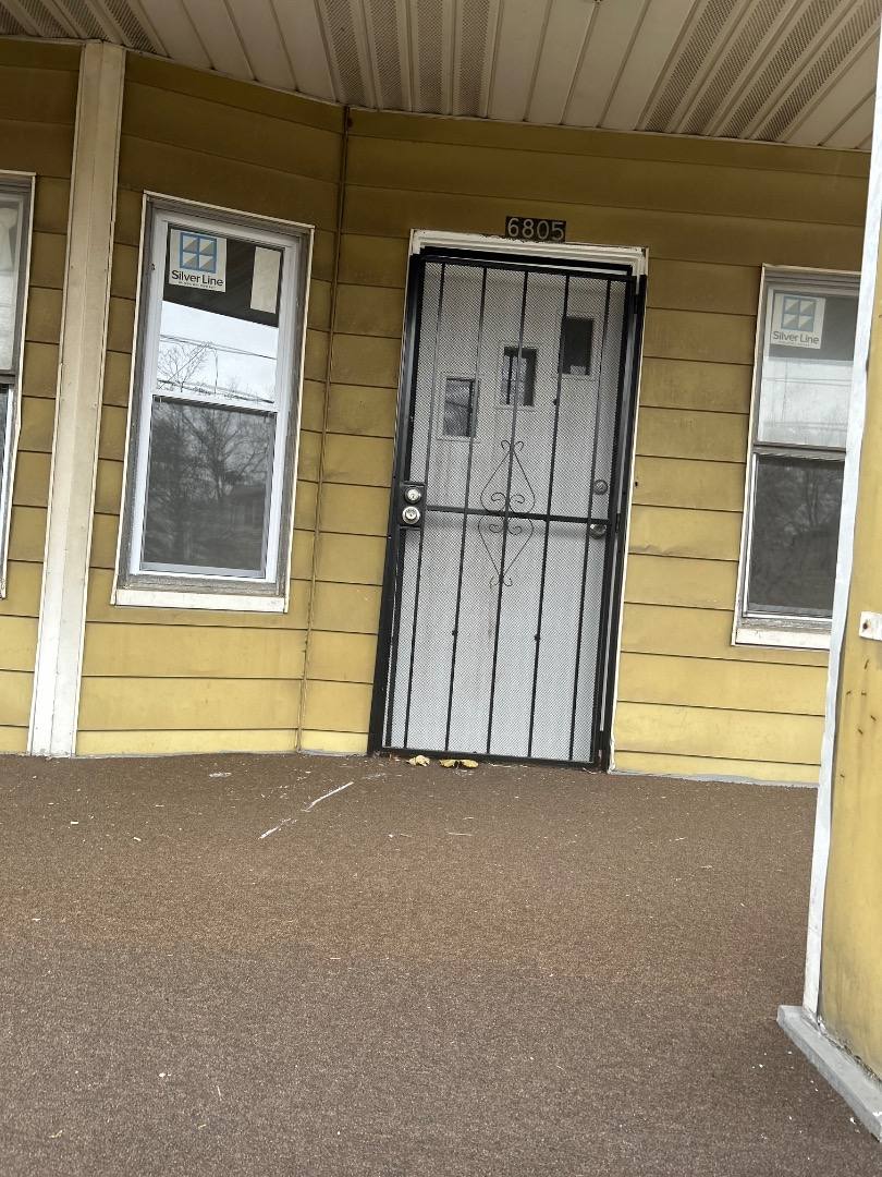 Apartment for rent at 6807 Clement Ave, Cleveland, OH 44105