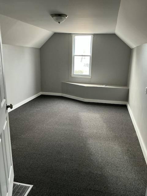 House for rent at 6825 Fullerton Ave, Cleveland, OH 44105