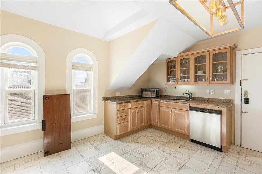 Condo for rent at 61 Coral Ave #PENTHOUSE-OCEAN Be, Winthrop, MA 02152