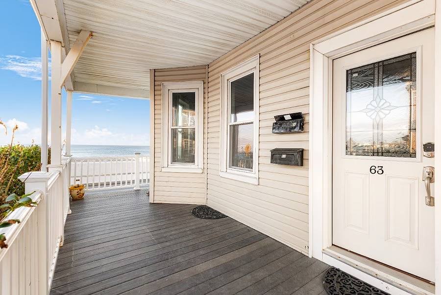 Apartment for rent at 63 Coral Ave #FUNKY-OCEANFRONT Pen, Winthrop, MA 02152