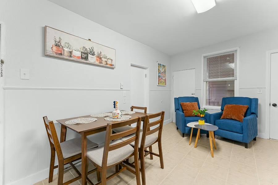 Apartment for rent at 8 Everett St #1-CENTRAL Comfortabl, East Boston, MA 02128