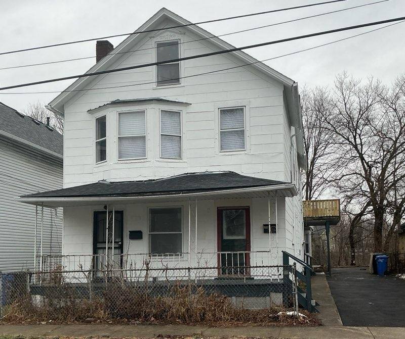 Apartment for rent at 3125 W 16th St #2, Cleveland, OH 44109
