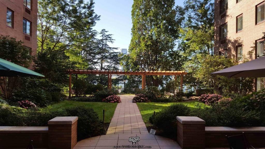 Apartment for rent at 55 Battery Place #5W, New York, NY 10280
