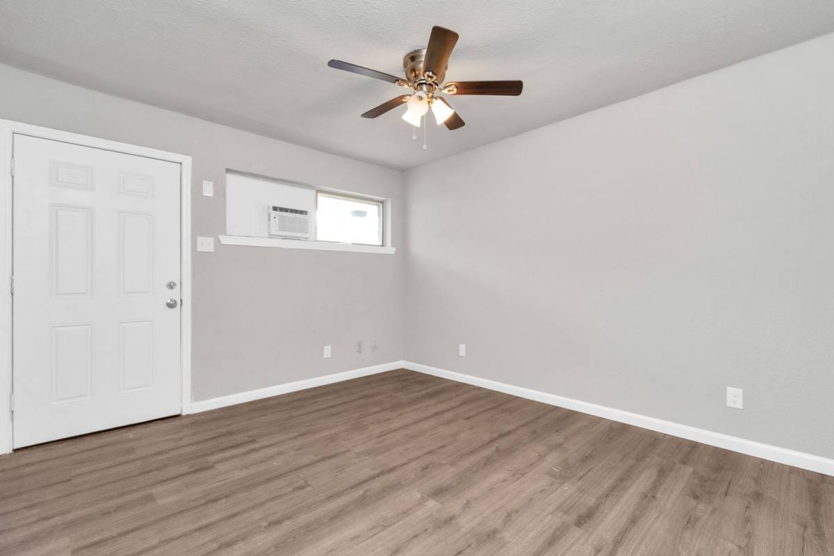House for rent at 3655 Seabrook St, Houston, TX 77021