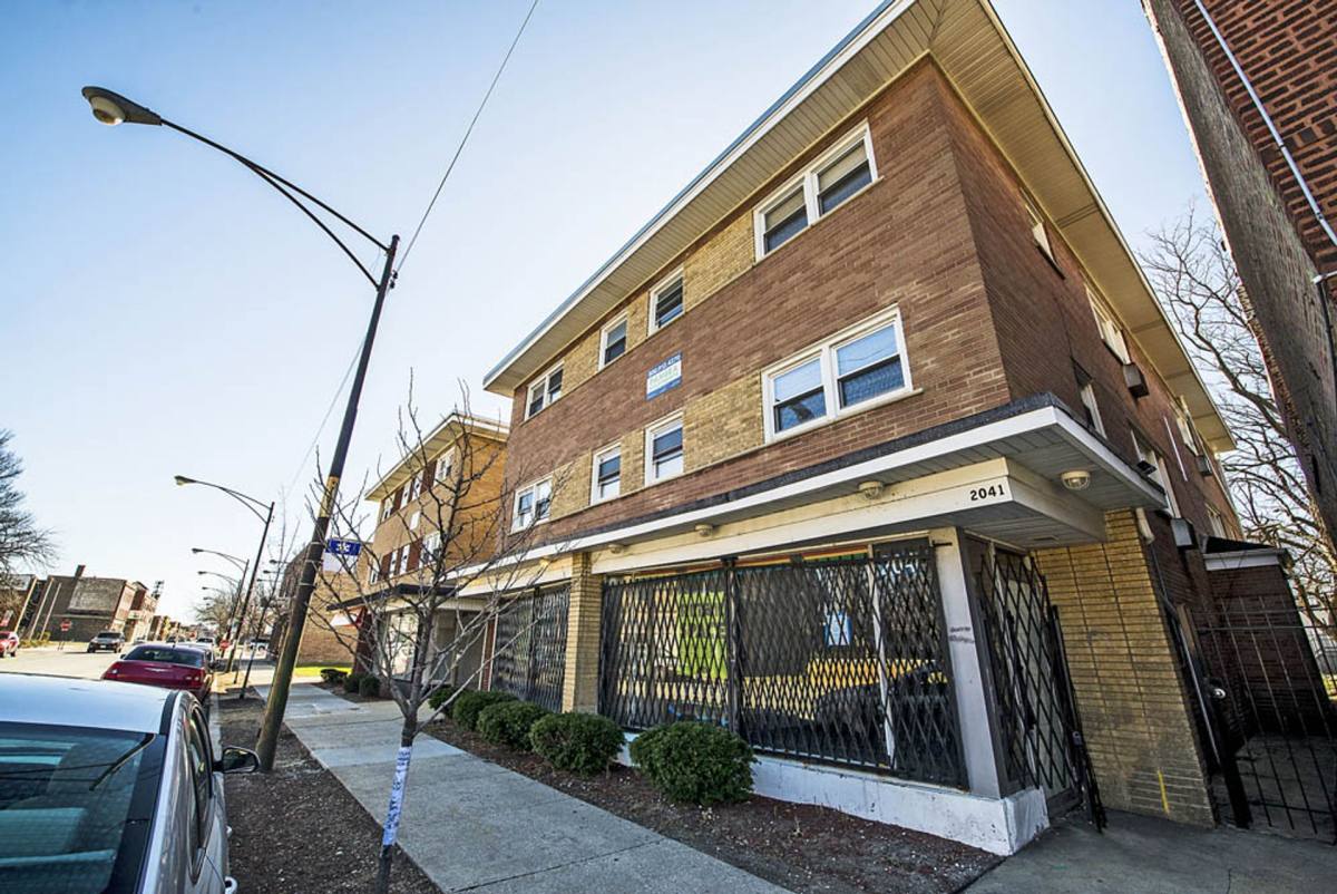Apartment for rent at 2041-43 E 75th St, Chicago, IL 60649