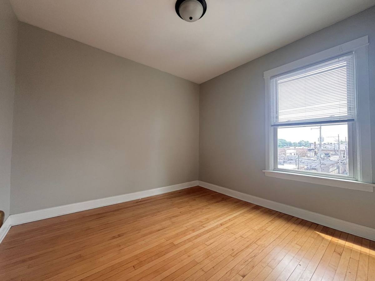 Apartment for rent at 2505 2513 E Park Place, Milwaukee, WI 53211