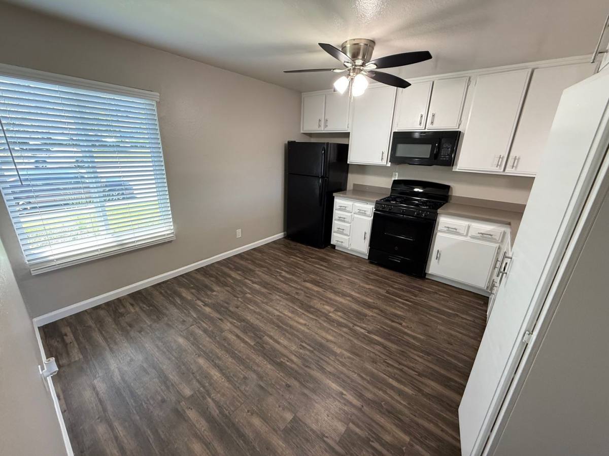 Apartment for rent at 10130 Austin Dr, Spring Valley, CA 91977
