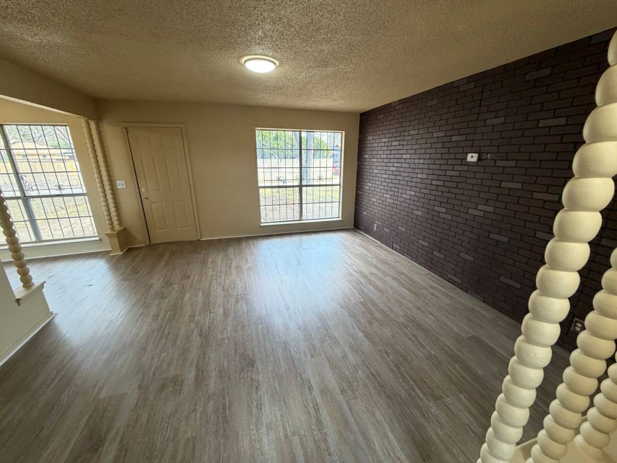 House for rent at 2722 N Saint Augustine Dr, Dallas, TX 75227