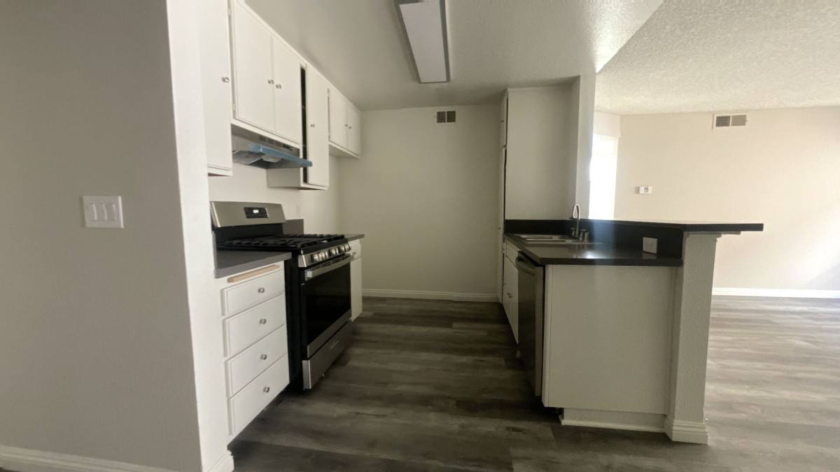 Apartment for rent at 7540 Haskell Ave, Van Nuys, CA 91406