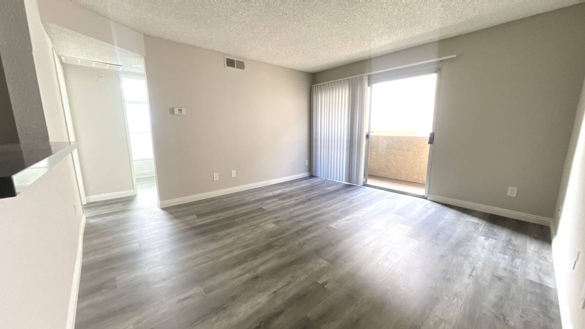 Apartment for rent at 7540 Haskell Ave, Van Nuys, CA 91406