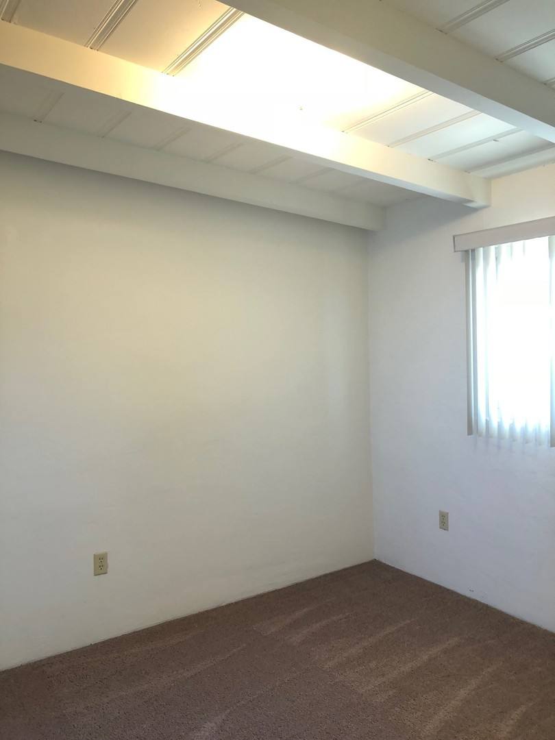 Apartment for rent at 367 Wall St, Ventura, CA 93001