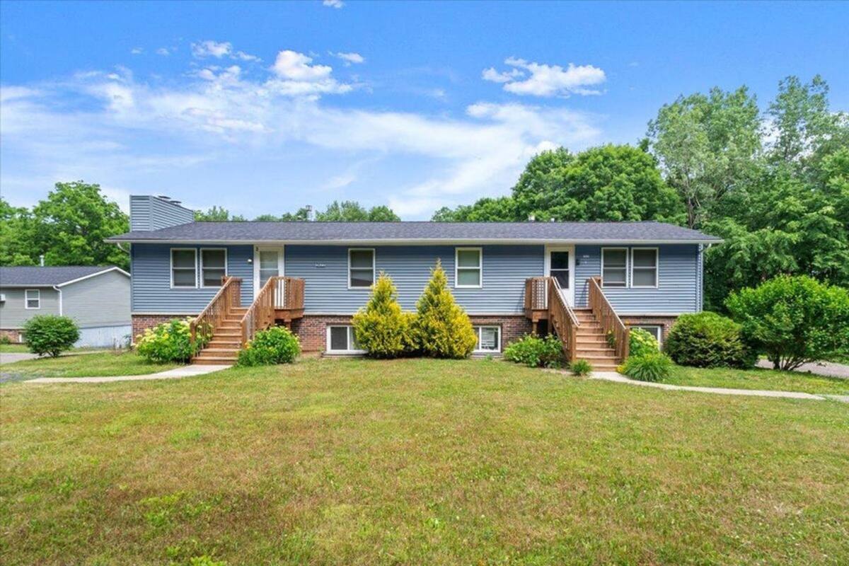 Apartment for rent at 3622 Douglas Ave, Kalamazoo, MI 49004