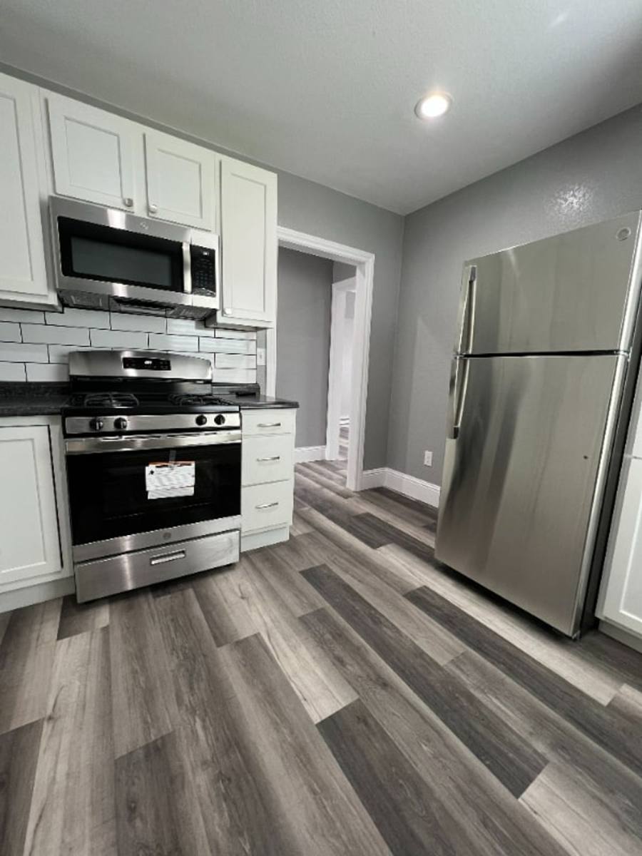 Apartment for rent at 1609-1617 10th Ave, Greeley, CO 80631
