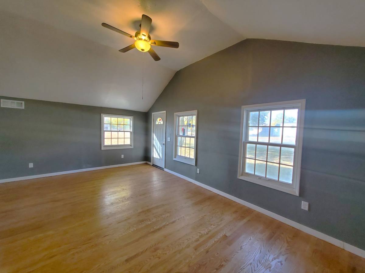 House for rent at 812 E End Ave, Evansdale, IA 50707