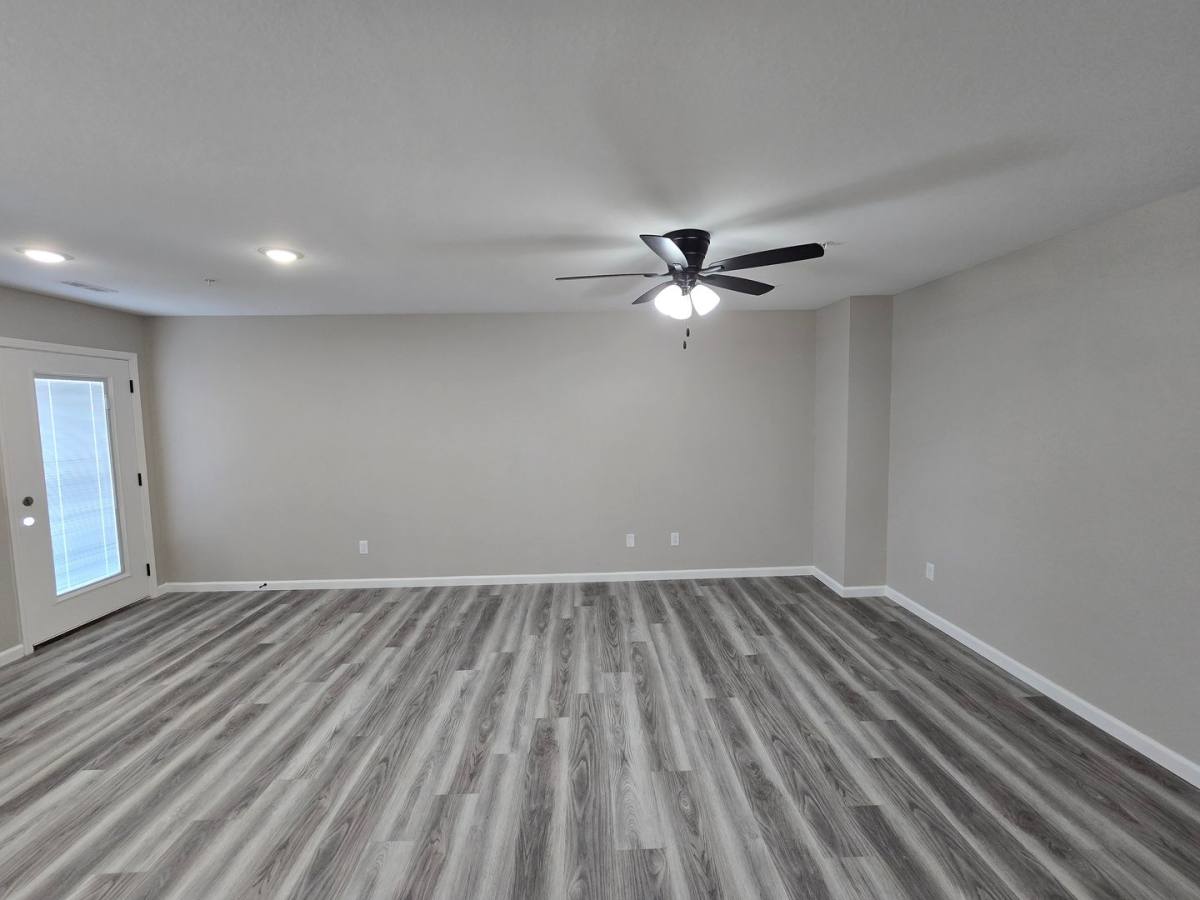 Townhouse for rent at 2549 E 5th St, Washington, MO 63090