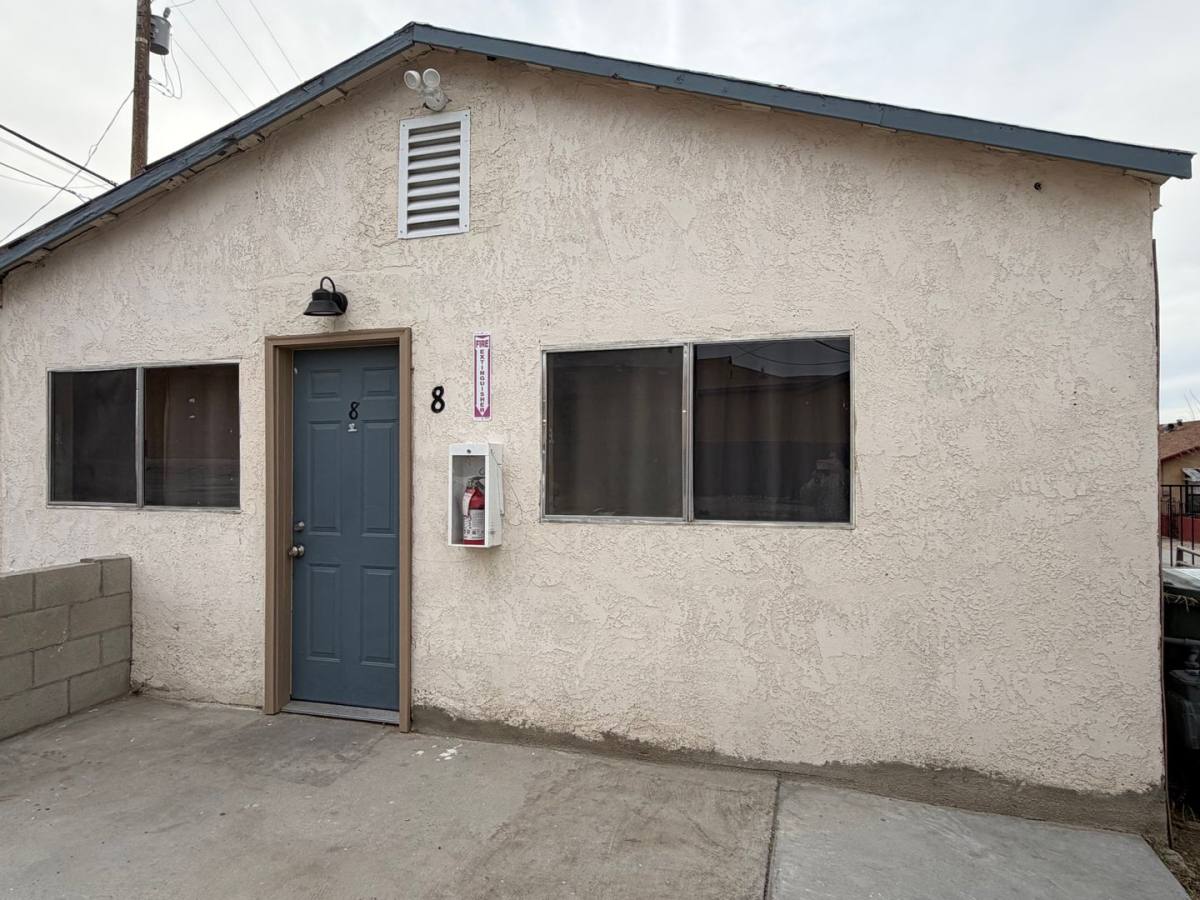 Apartment for rent at 1101 W Main St, Barstow, CA 92311