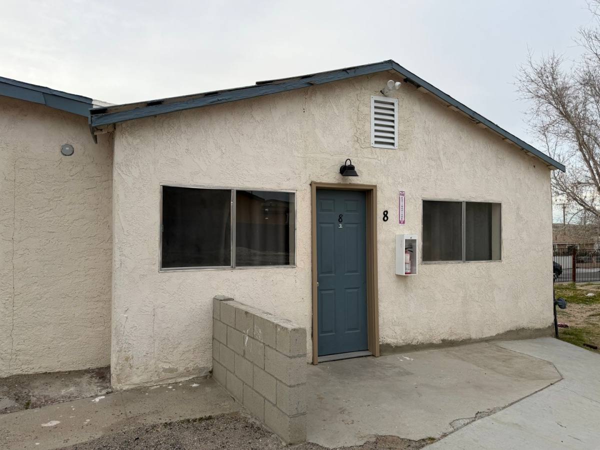 Apartment for rent at 1101 W Main St, Barstow, CA 92311