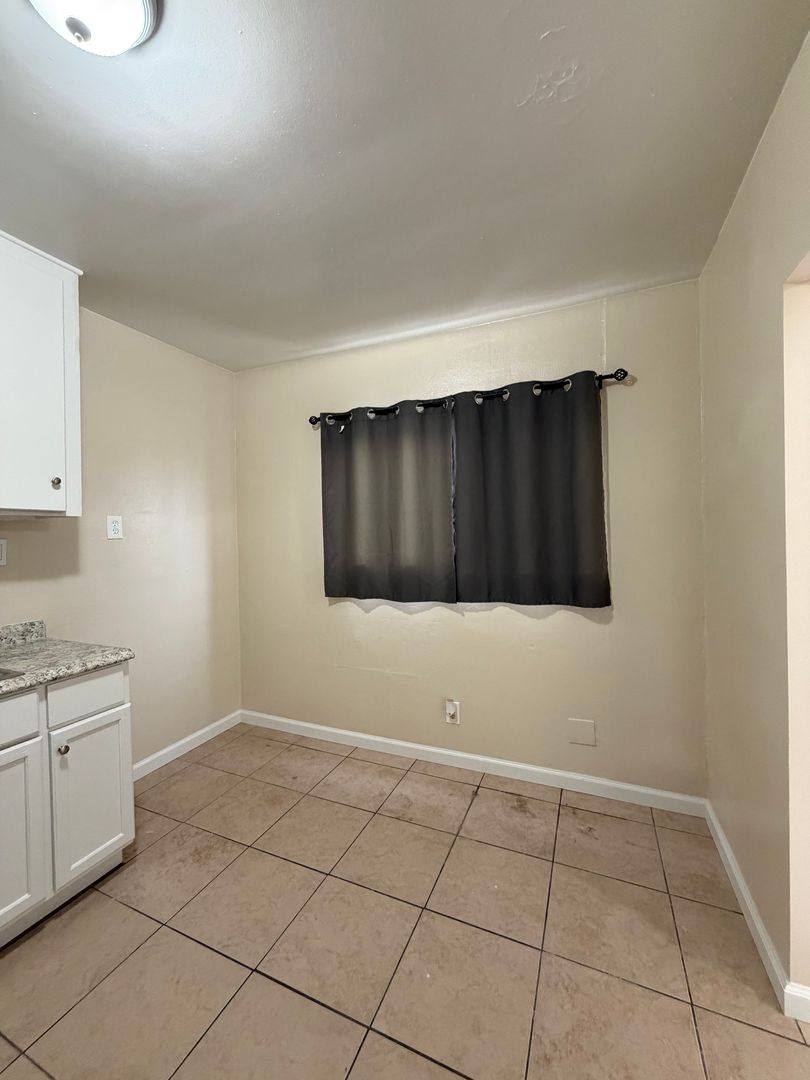 Apartment for rent at 1101 W Main St, Barstow, CA 92311