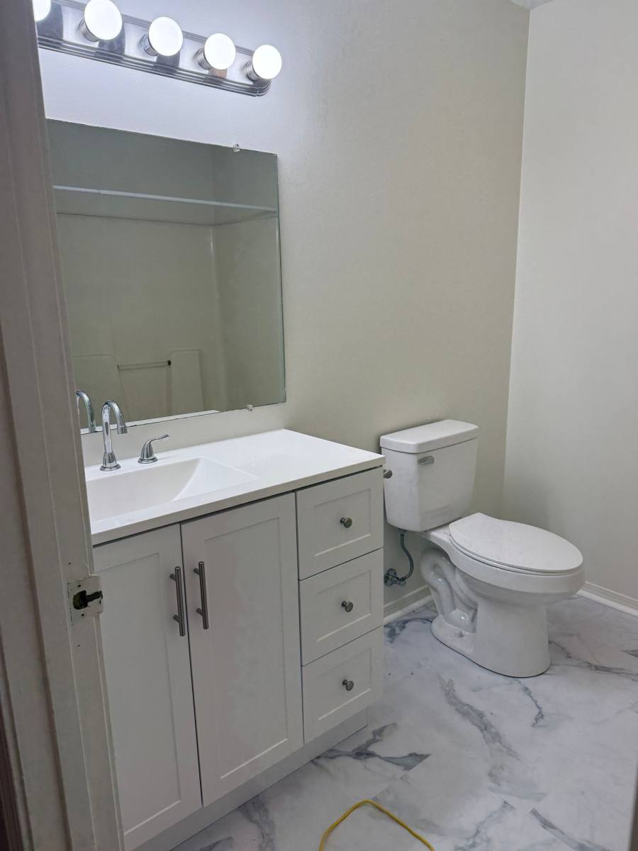 Townhouse for rent at 1433 W Allen St, Bloomington, IN 47401