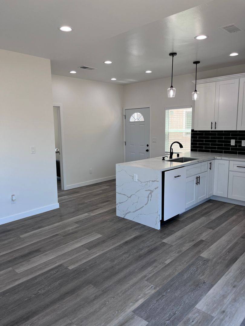 Apartment for rent at 5215-5217 Catoctin Dr, San Diego, CA 92115