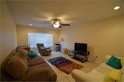 House for rent at 5633 Campanile Way, San Diego, CA 92115