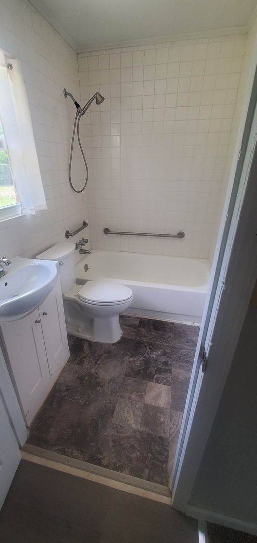 House for rent at 303 Martin Luther King Dr, New Brockton, AL 36351