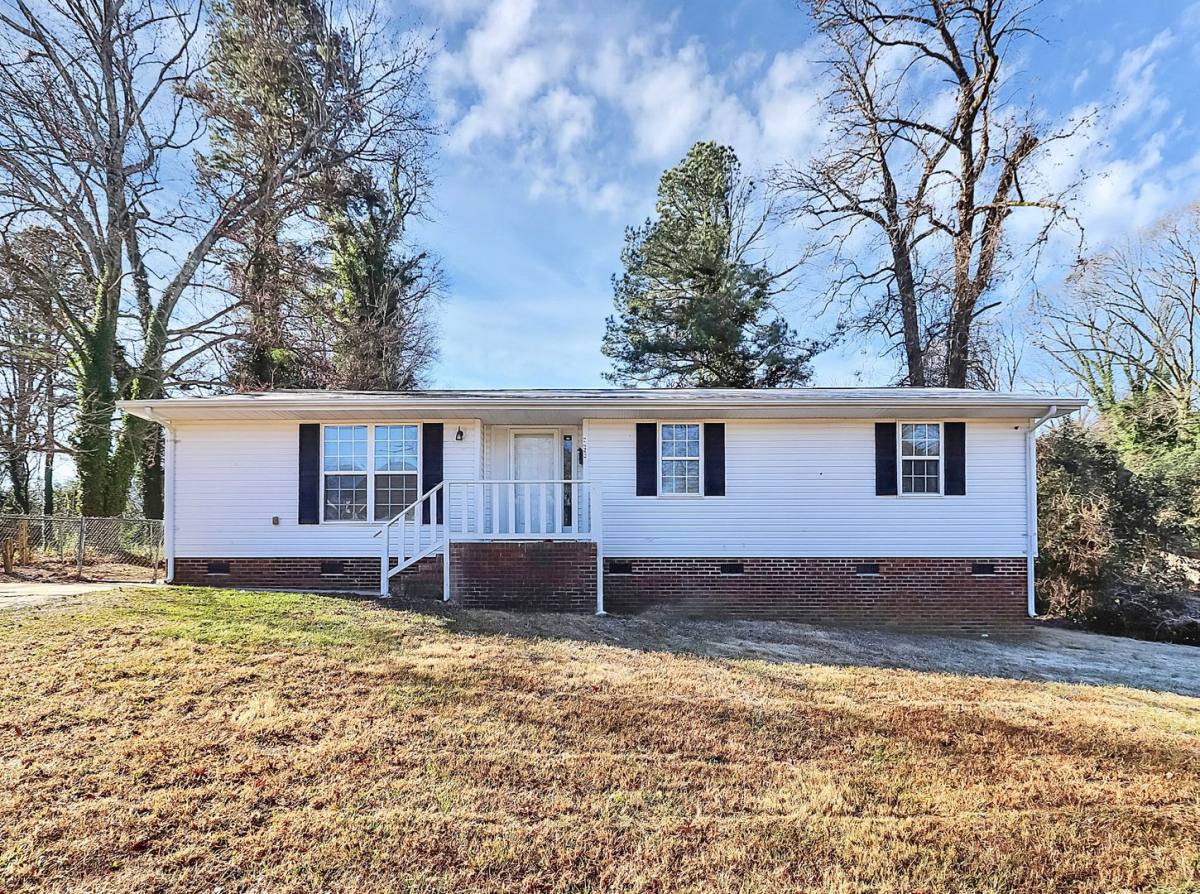 House for rent at 2429 Marlowe Ave, Charlotte, NC 28208