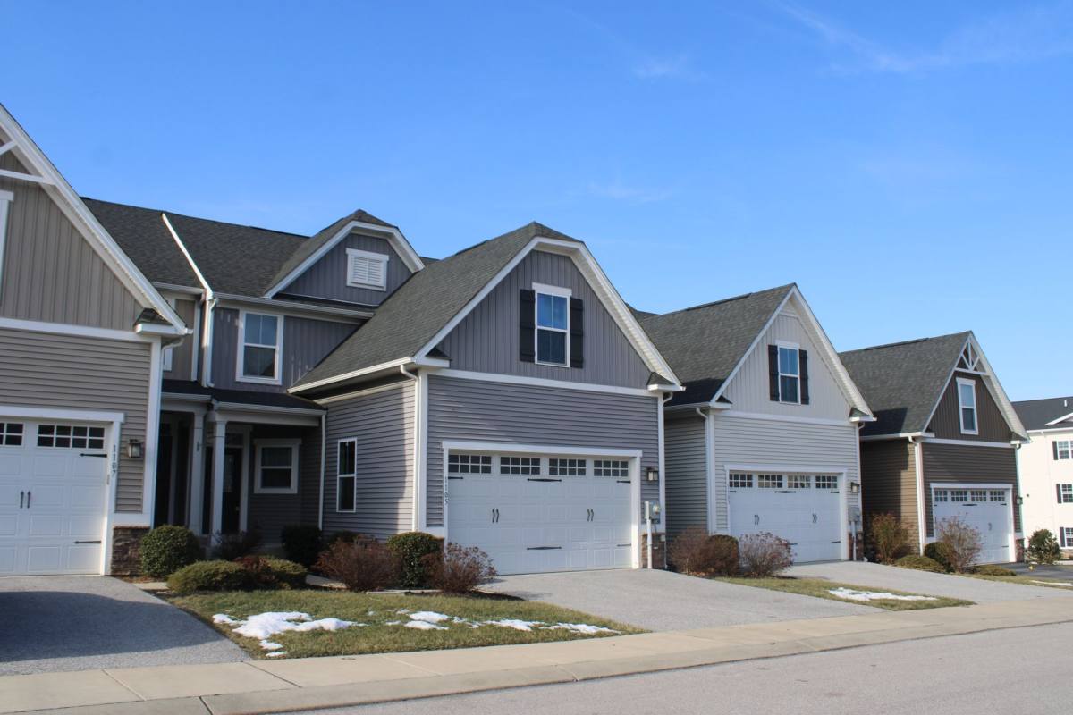 Condo for rent at 1105 Greenleigh Dr, York, PA 17403