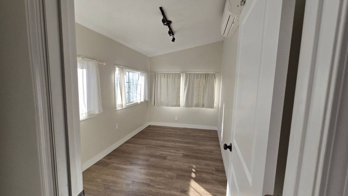 Apartment for rent at 1234 - 1236 W, Los Angeles, CA 90007
