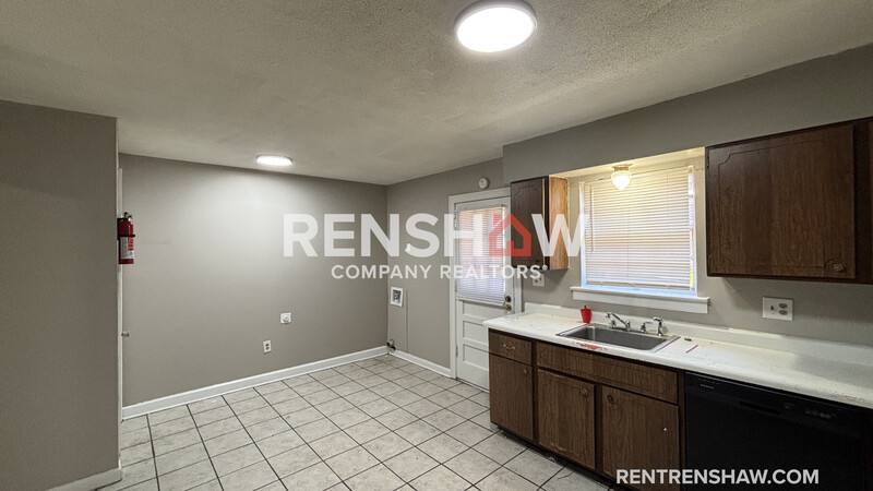 Apartment for rent at 3247 Thirteen Colony Mall 3A, Memphis, TN 38115