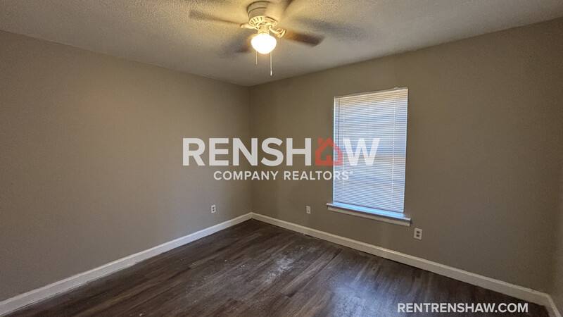 Apartment for rent at 3247 Thirteen Colony Mall 3A, Memphis, TN 38115