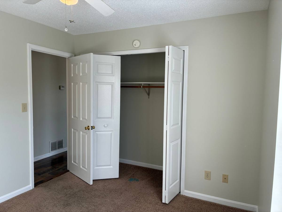 House for rent at 1331 Amandajo Dr, Elizabethtown, KY 42701