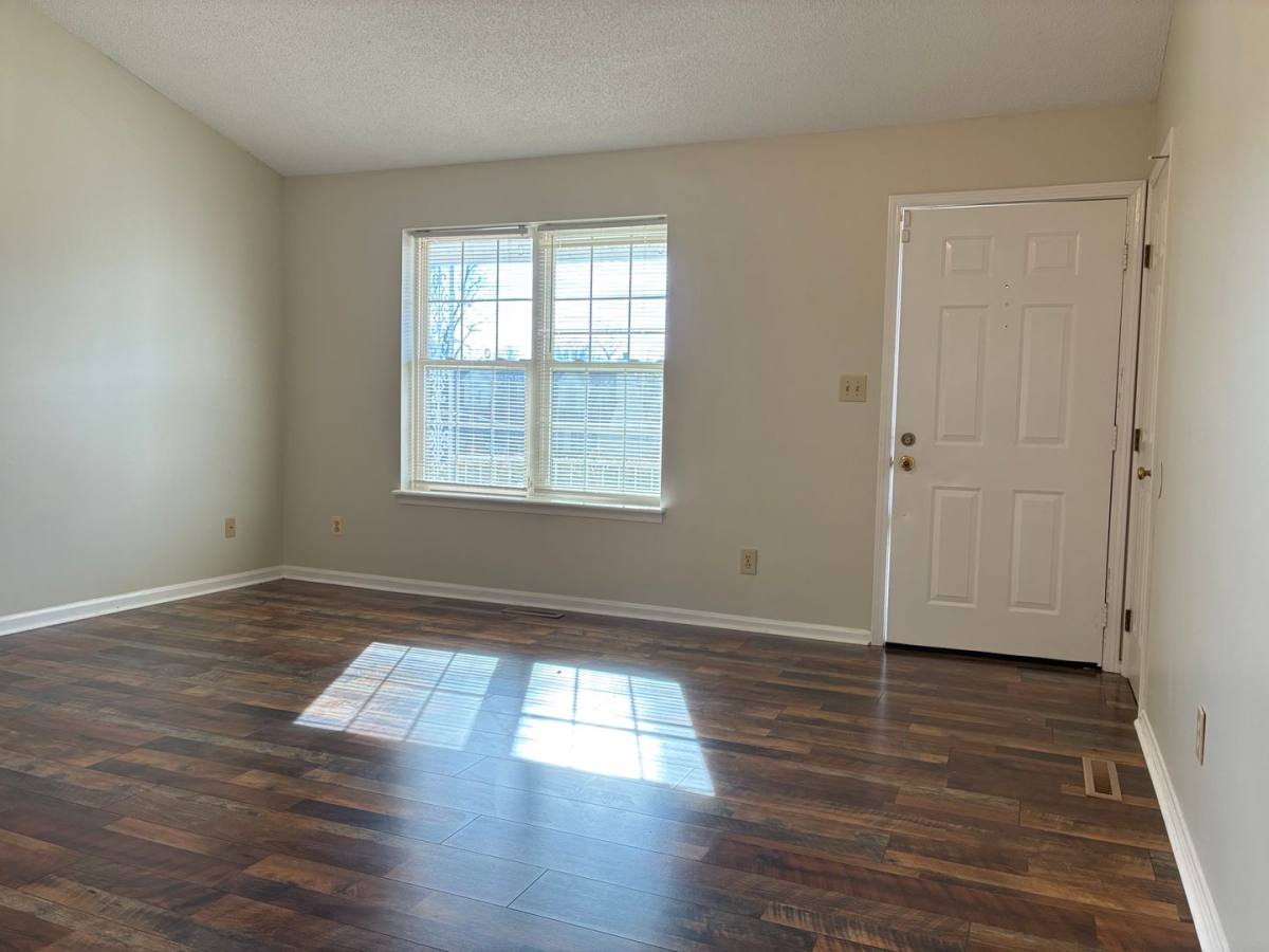 House for rent at 1331 Amandajo Dr, Elizabethtown, KY 42701