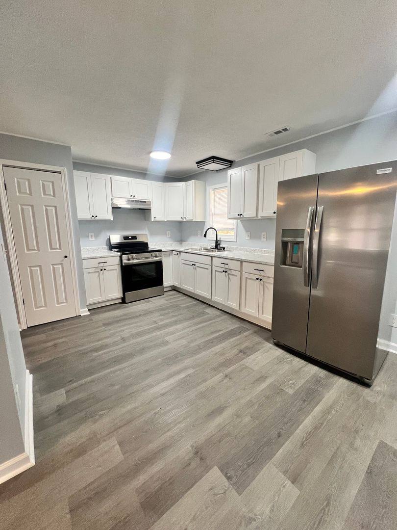 House for rent at 1329 Hunters Rd, New Bern, NC 28562